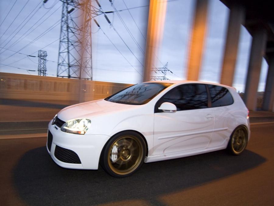  Volkswagen Golf Thunder Bunny Concept 2006 года  (фото 11 из 11)